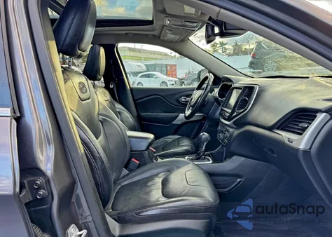 2018 Jeep Cherokee Overland из США, поврежденный, VIN 1C4PJLJX7JD553683